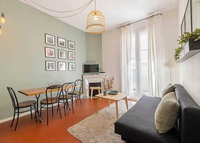 Apartman Luxurious Flat In The Heart Of *